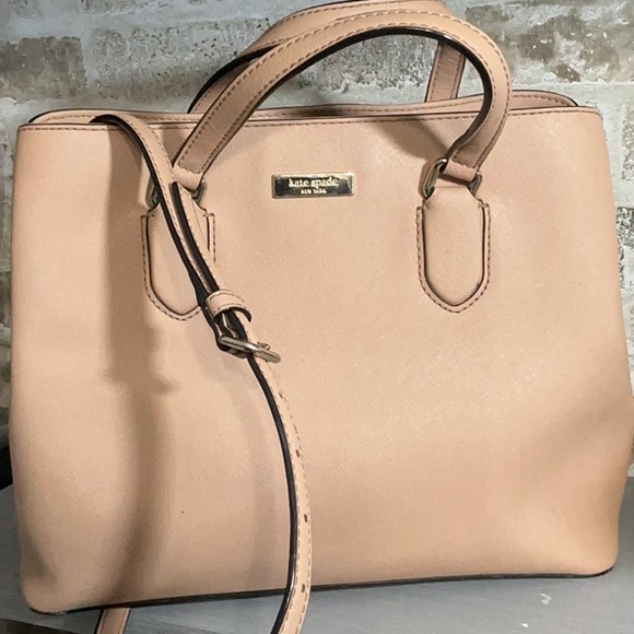 Handbags - Kate Spade Coral Shoulder Handbag